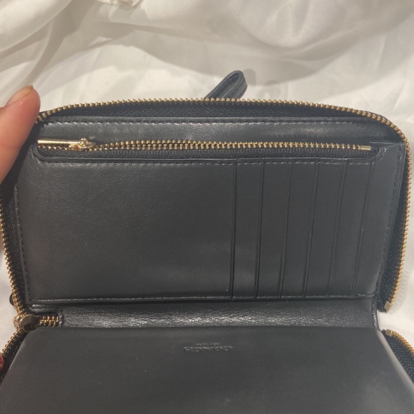 Coach wristlet - Picture 5 of 8